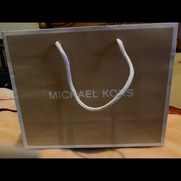 Paper bag - Picture 2 of 3